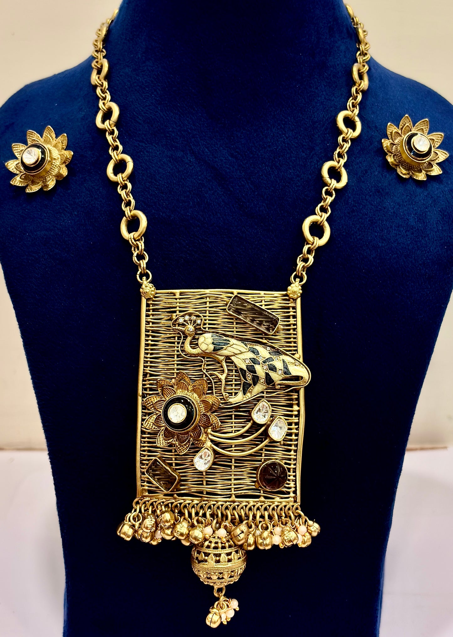 TRADITIONAL HANDCRAFTED INDIAN BRASS PEACOCK NECKLACE SET.